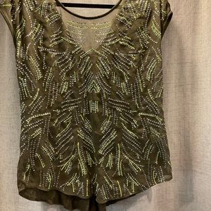 WILLOW & CLAY Womens Embellished Green Blouse Size XS some Imperfections